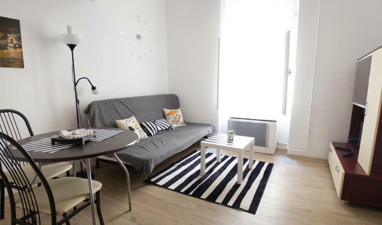 Minion & Snoopy Apartman 布达佩斯 外观 照片